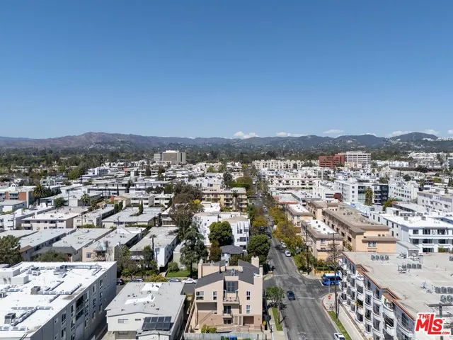 $998,000 | 1103 South Westgate Avenue, Unit 1, Los Angeles, CA 90049