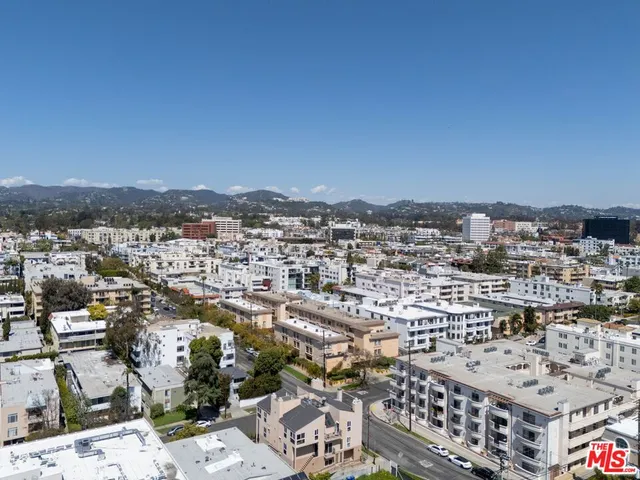 $998,000 | 1103 South Westgate Avenue, Unit 1, Los Angeles, CA 90049