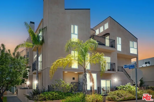 $998,000 | 1103 South Westgate Avenue, Unit 1, Los Angeles, CA 90049