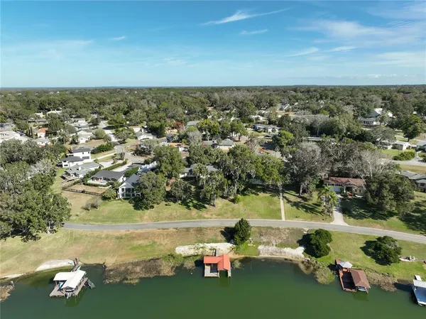 $750,000 | 2400 Topping Place, Eustis, FL 32726