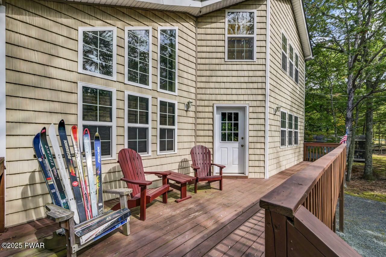 193 Robin Way 05 Large