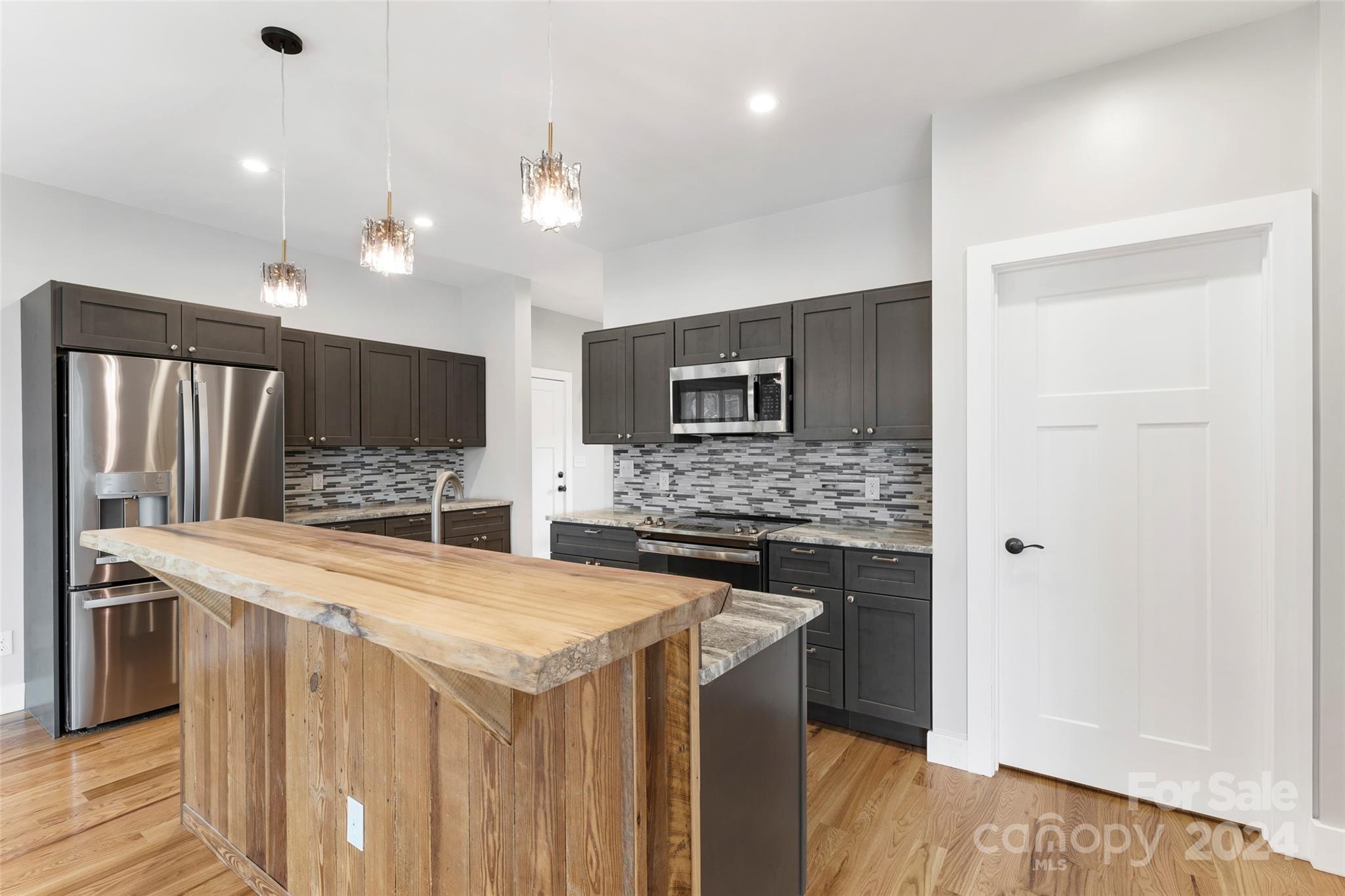 533 Fisher Road Brevard, NC 28712 - Photo 17 of 34 Gallery Image 17