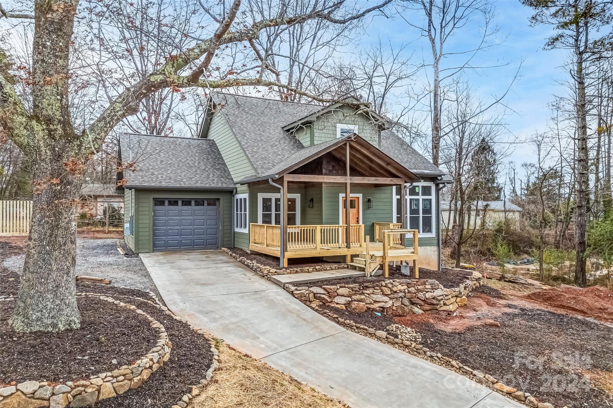 533 Fisher Road Brevard, NC 28712 - Photo 2 of 34 Gallery Image 2