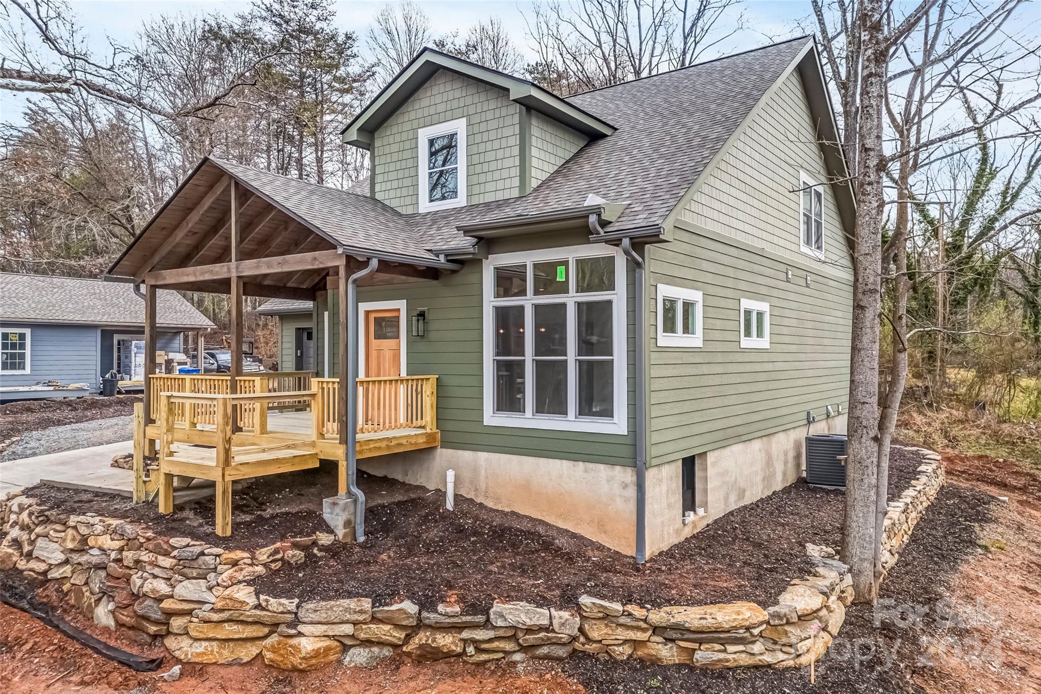 533 Fisher Road Brevard, NC 28712 - Photo 3 of 34 Gallery Image 3