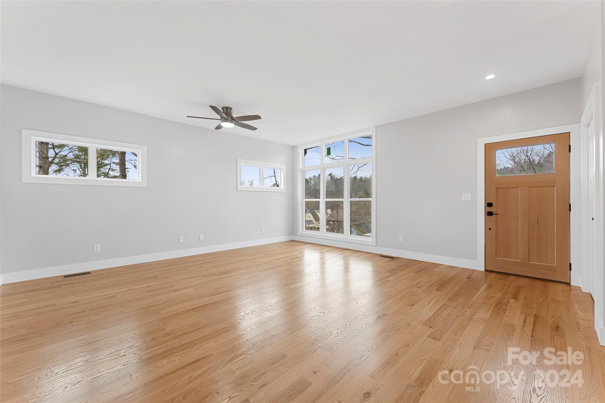 533 Fisher Road Brevard, NC 28712 - Photo 7 of 34 Gallery Image 7
