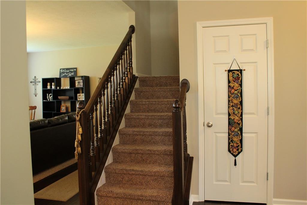 5795 Pebblebrooke Road Whitestown, IN 46075 - Photo 14 of 37