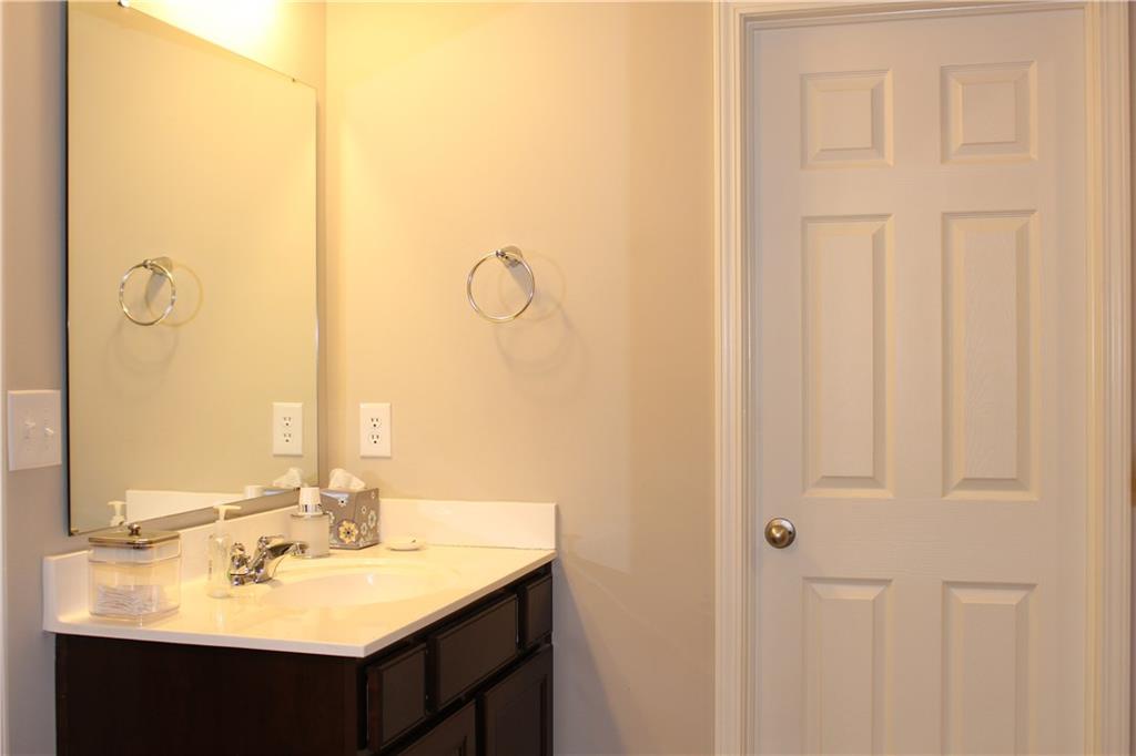 5795 Pebblebrooke Road Whitestown, IN 46075 - Photo 22 of 37