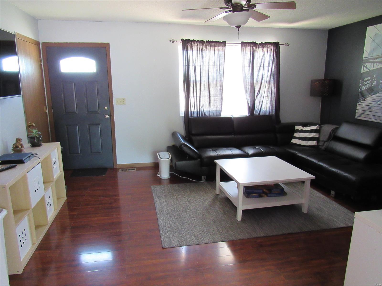5737 Old Alton Road Granite City, IL 62040 - Photo 15 of 26 Gallery Image 15