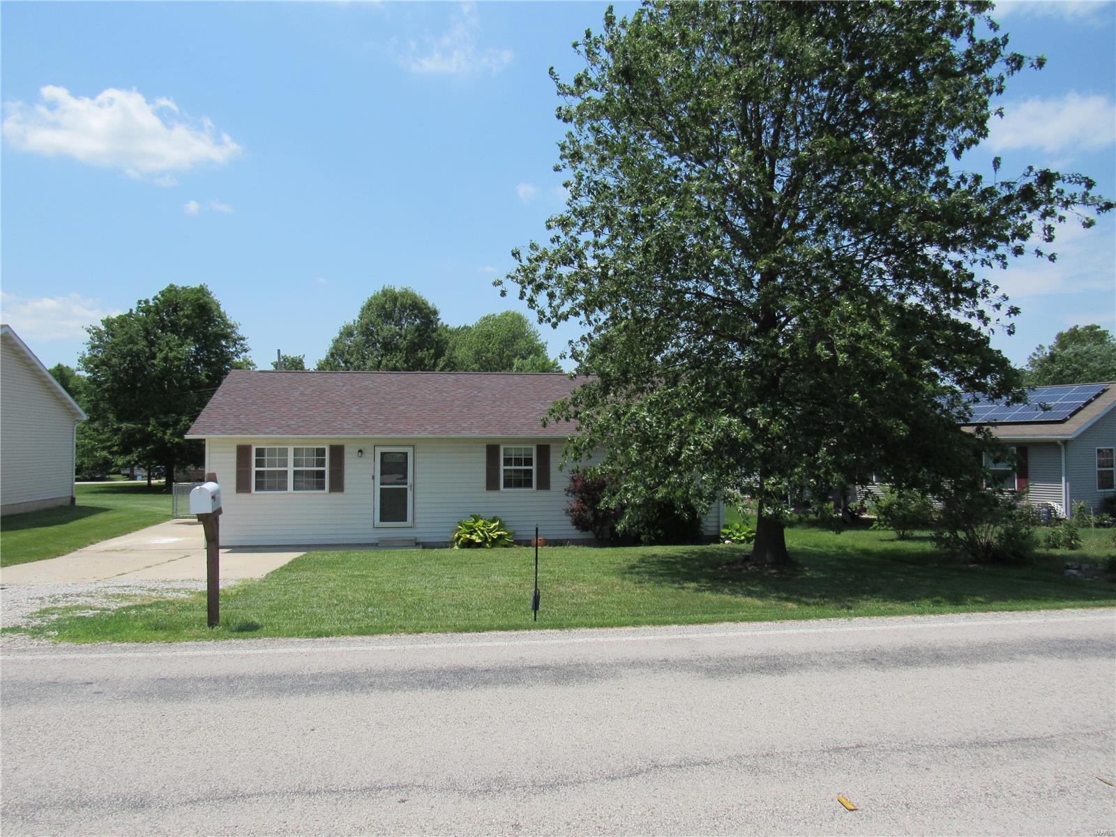 5737 Old Alton Road Granite City, IL 62040 - Photo 3 of 26 Gallery Image 3