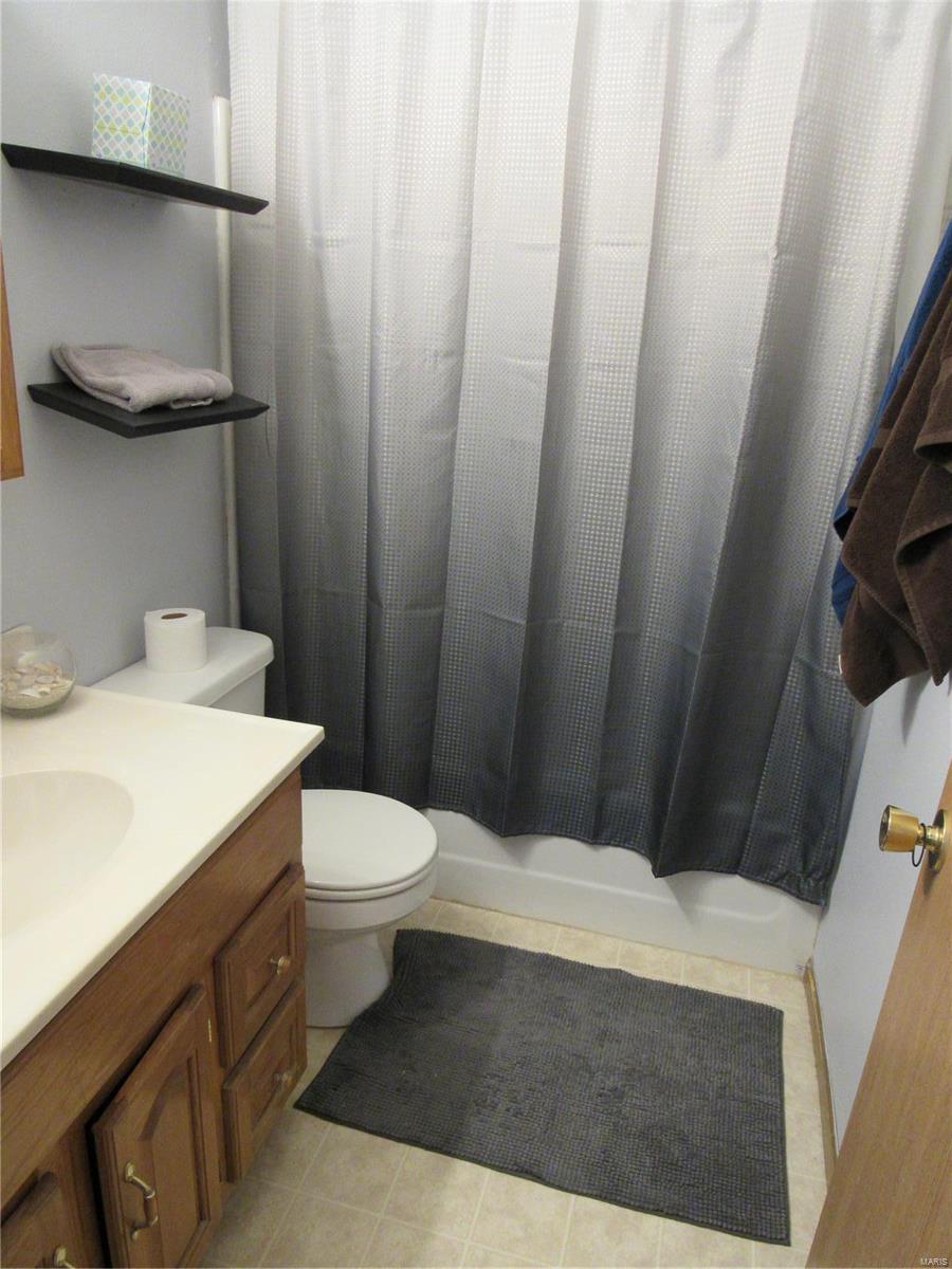 5737 Old Alton Road Granite City, IL 62040 - Photo 21 of 26 Gallery Image 21