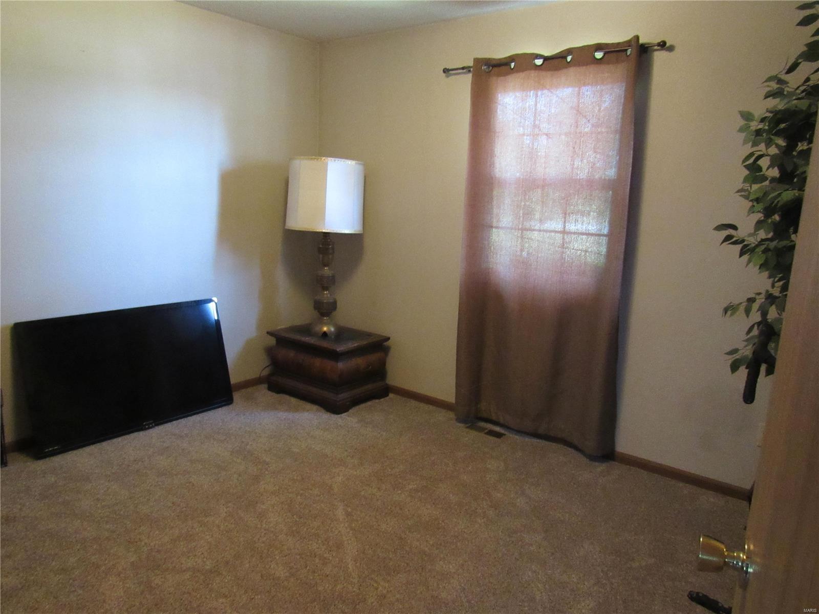 5737 Old Alton Road Granite City, IL 62040 - Photo 26 of 26 Gallery Image 26