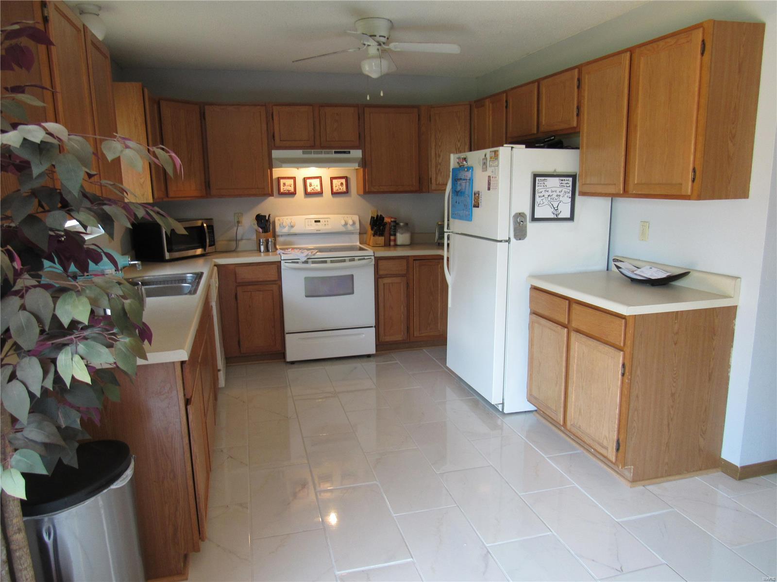 5737 Old Alton Road Granite City, IL 62040 - Photo 7 of 26 Gallery Image 7