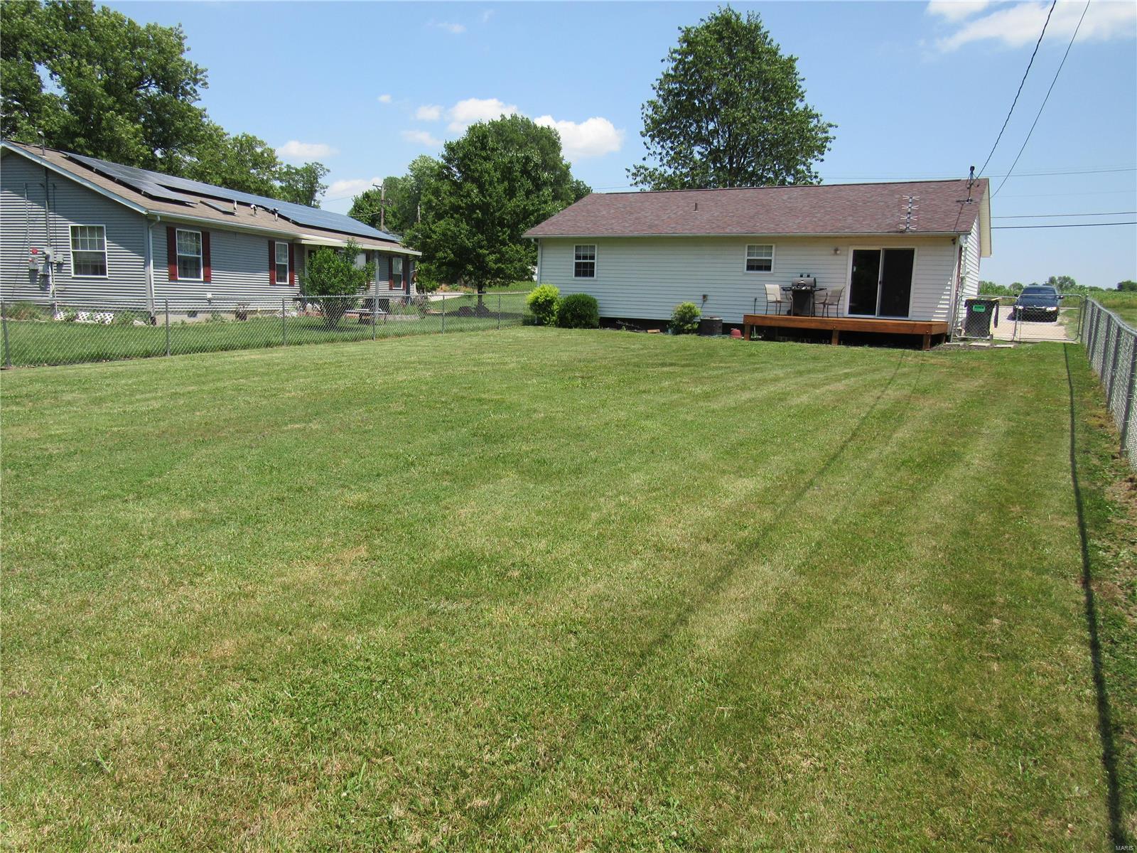 5737 Old Alton Road Granite City, IL 62040 - Photo 10 of 26 Gallery Image 10