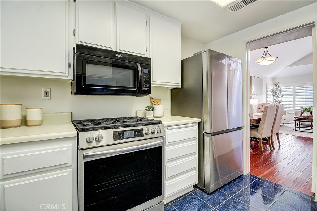 10849 Morning View Court Riverside, CA 92505 - Photo 23 of 50