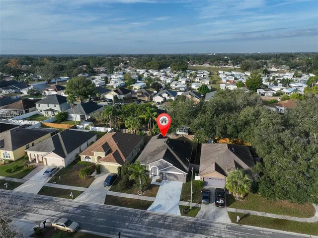 $2,600 | 504 Greg Street, Valrico, FL 33594