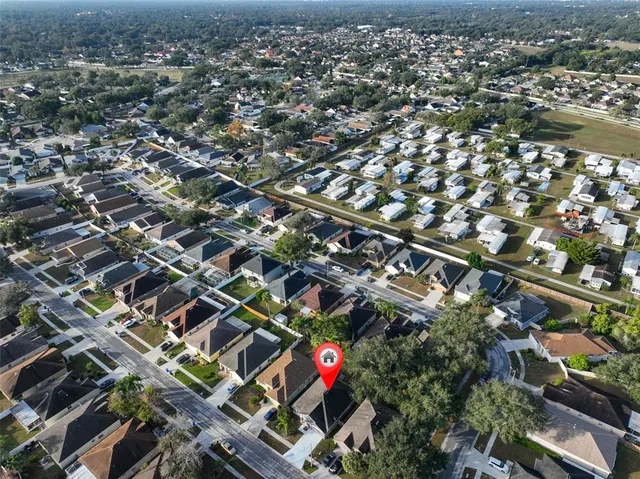 $2,600 | 504 Greg Street, Valrico, FL 33594