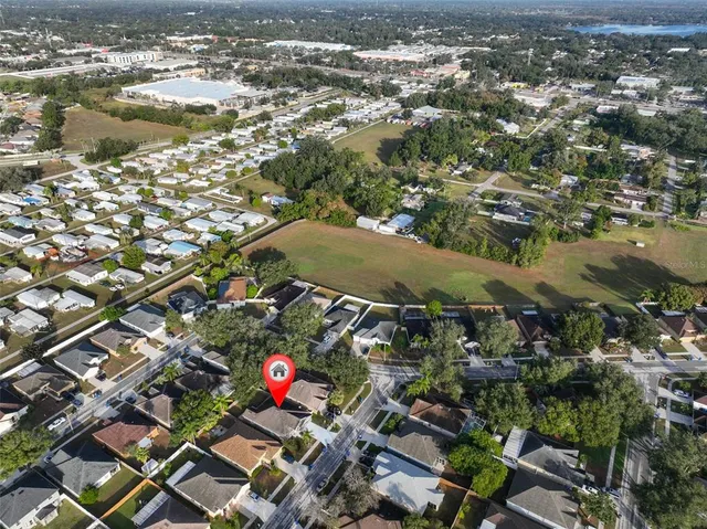 $2,600 | 504 Greg Street, Valrico, FL 33594