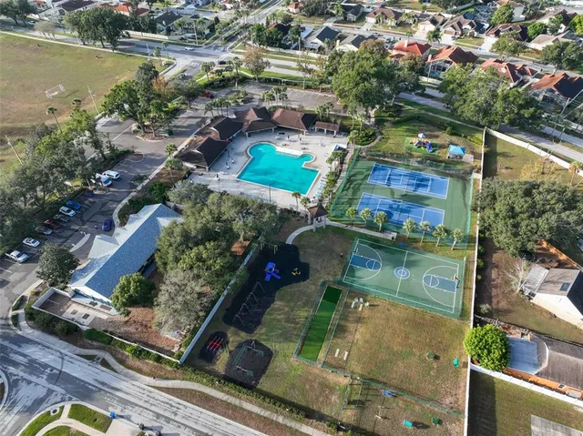 $2,600 | 504 Greg Street, Valrico, FL 33594