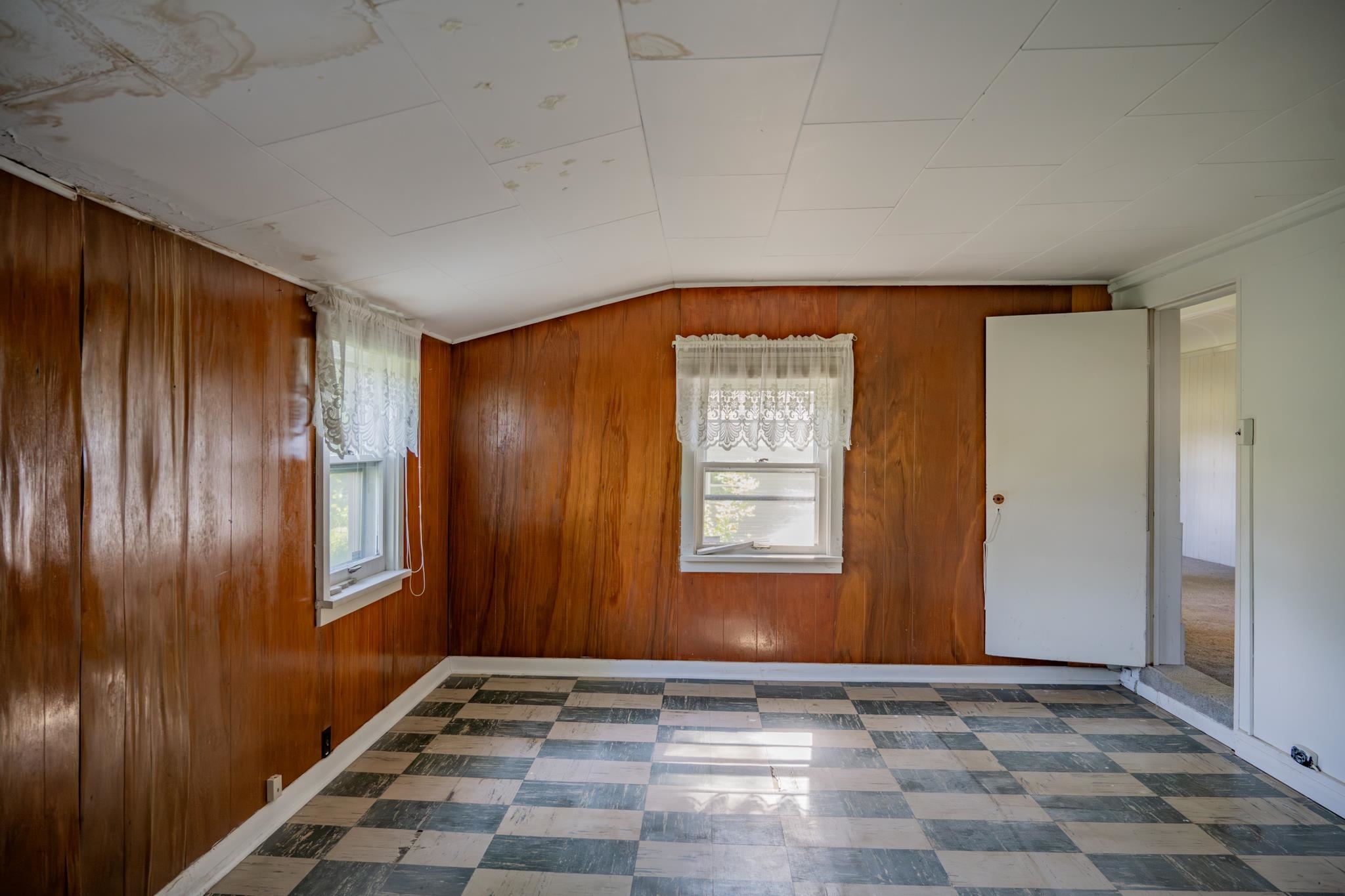 433 West W Mauston, WI 53948 - Photo 17 of 43