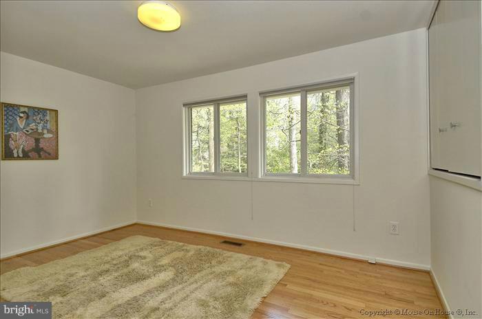 8208 Fenway Road Bethesda, MD 20817 - Photo 22 of 30 Bedroom II