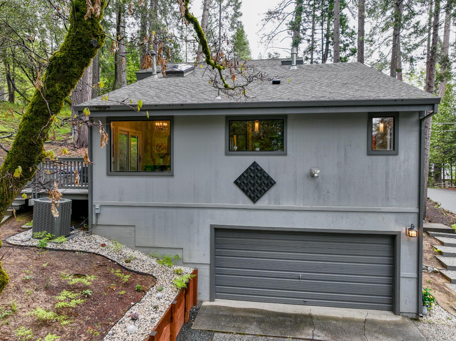 157 Grove Street Nevada City, CA 95959 - Photo 16 of 55 a front view of a house with garden