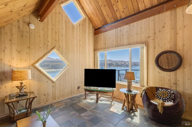 $1,225,000 | 2020 Sandpiper Court, Bodega Bay, CA 94923