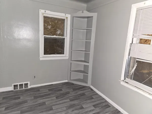 $975 | 9120 Winthrop Street, Detroit, MI 48228