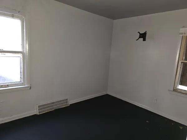 $975 | 9120 Winthrop Street, Detroit, MI 48228