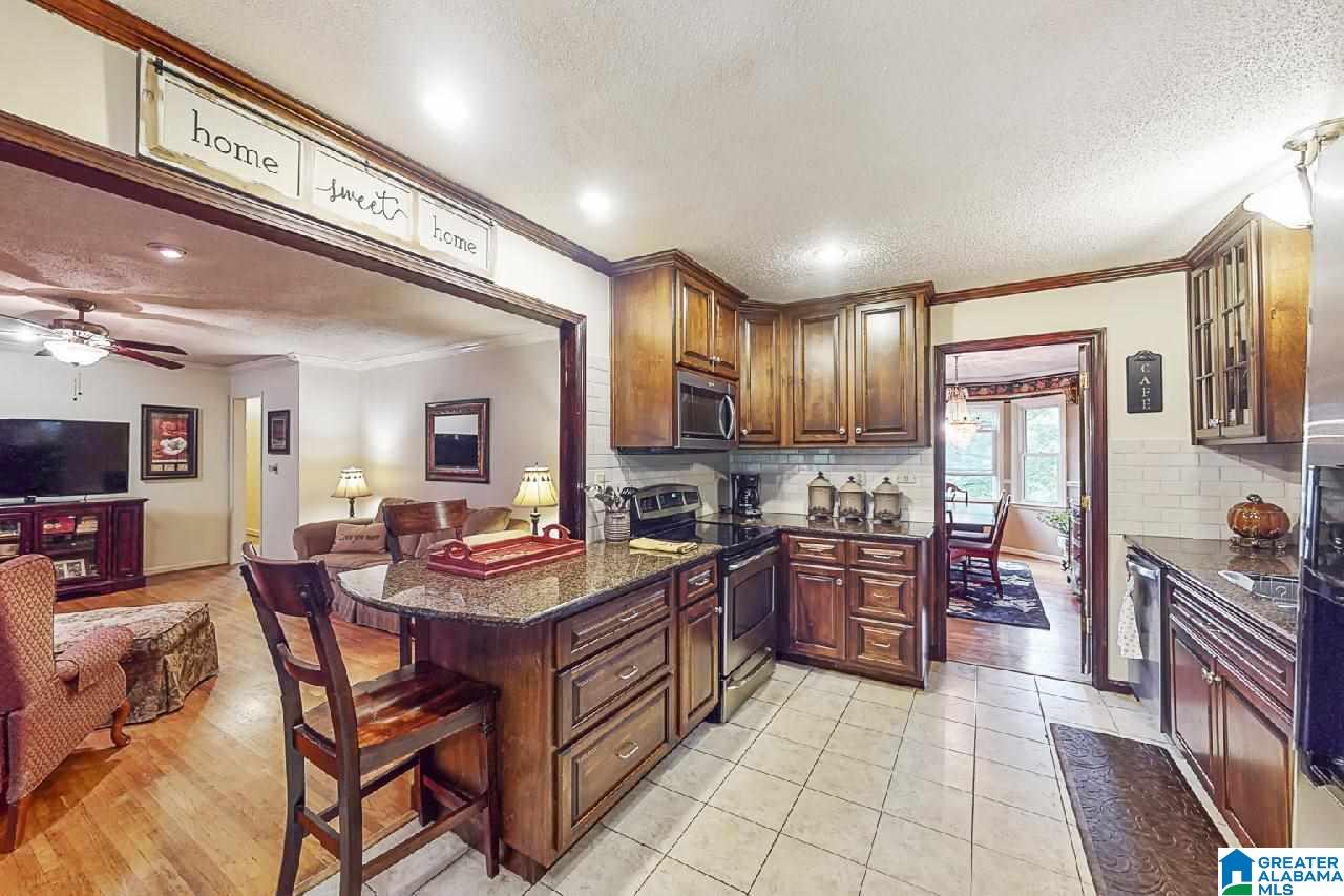 226 Snake Hill Road Trussville, AL 35173 - Photo 13 of 31