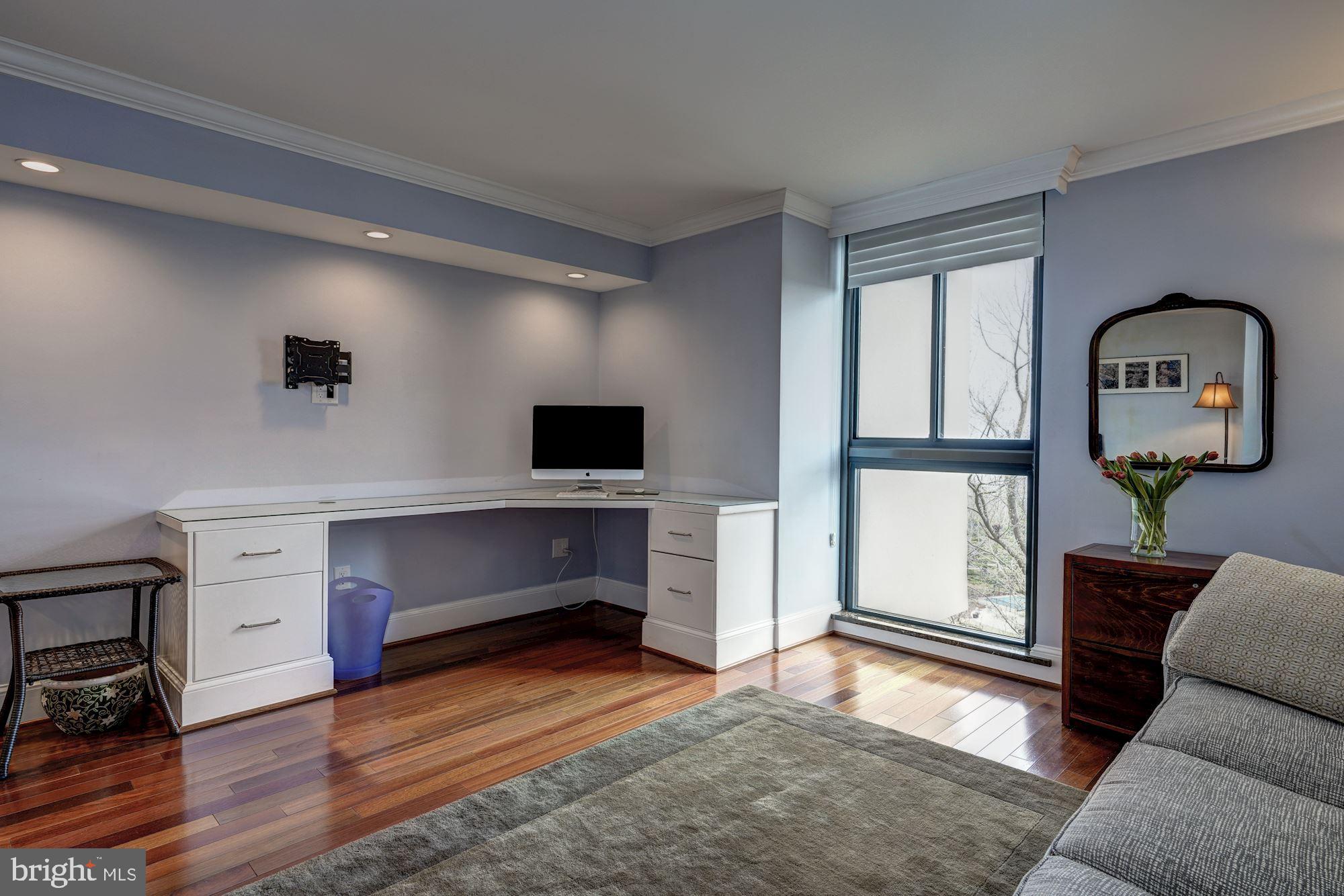 1101 South Arlington Ridge Road, Unit 515 Arlington, VA 22202 - Photo 22 of 36 2nd bedroom