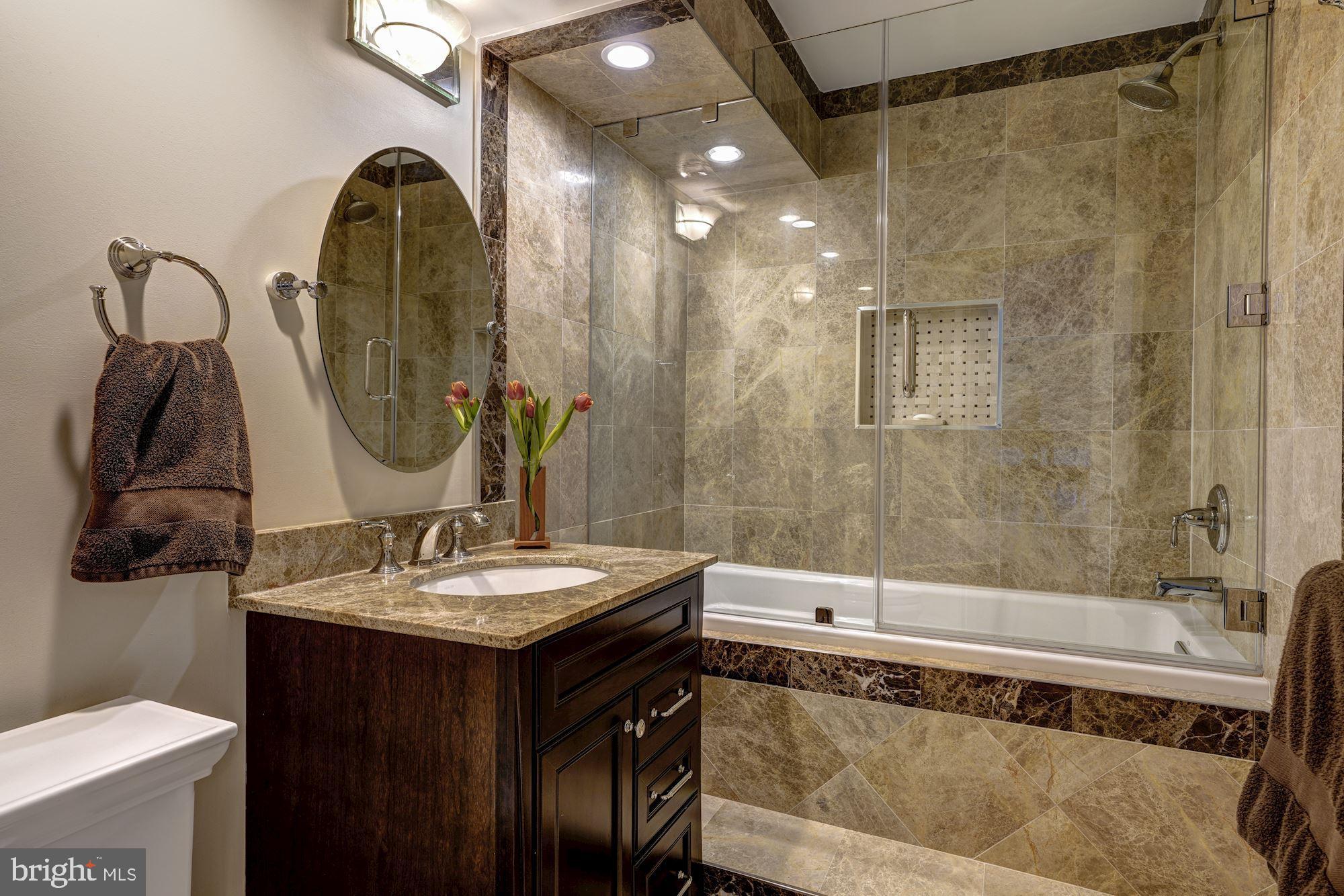 1101 South Arlington Ridge Road, Unit 515 Arlington, VA 22202 - Photo 23 of 36 2nd Full Bath