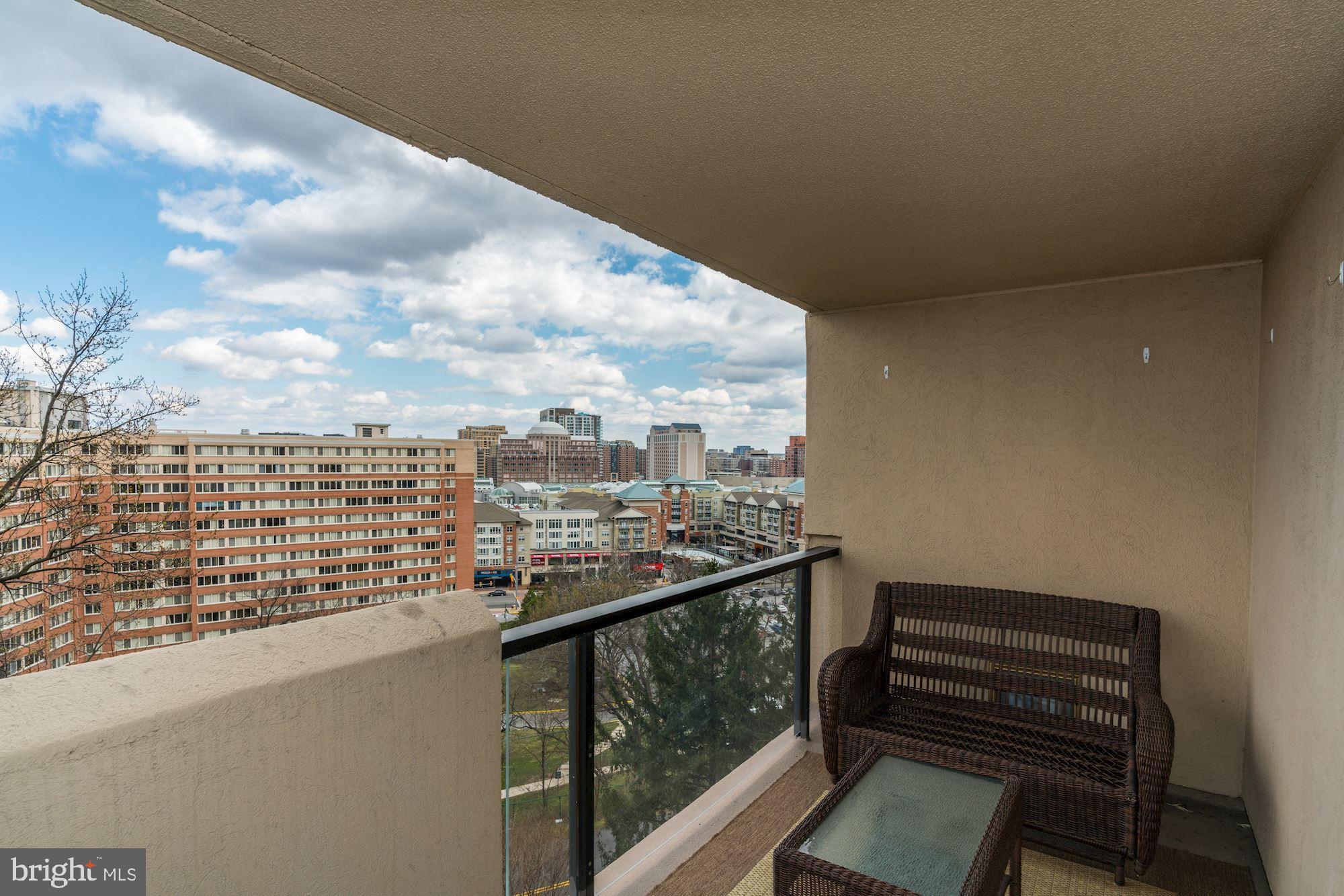 1101 South Arlington Ridge Road, Unit 515 Arlington, VA 22202 - Photo 3 of 36