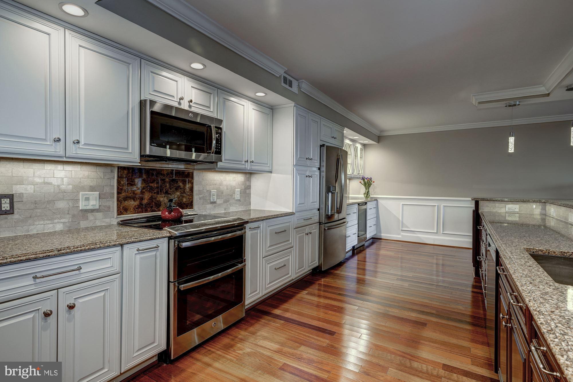 1101 South Arlington Ridge Road, Unit 515 Arlington, VA 22202 - Photo 7 of 36