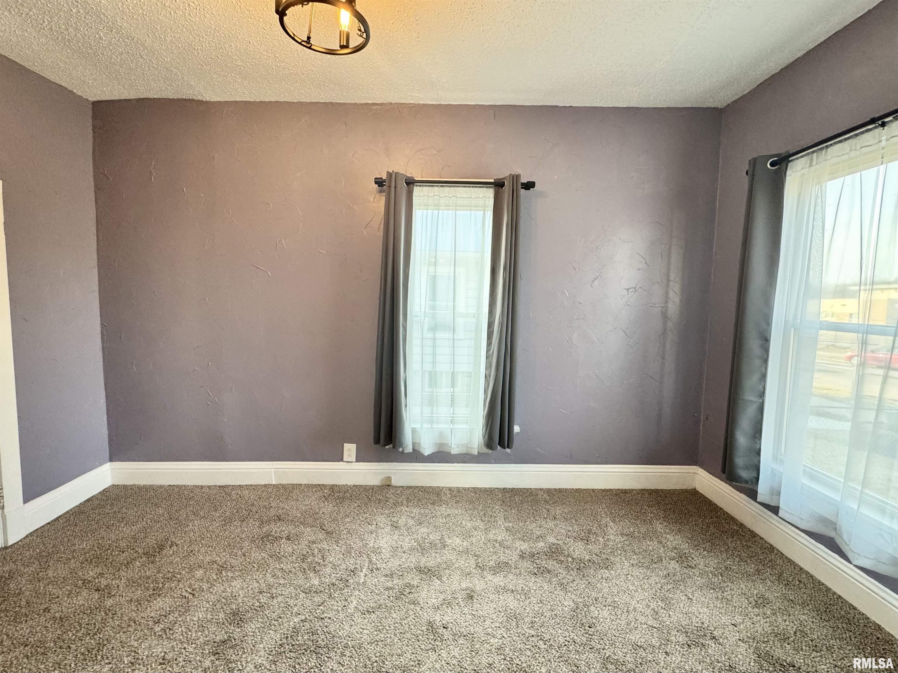 713 4th Avenue South Clinton, IA 52732 - Photo 13 of 21