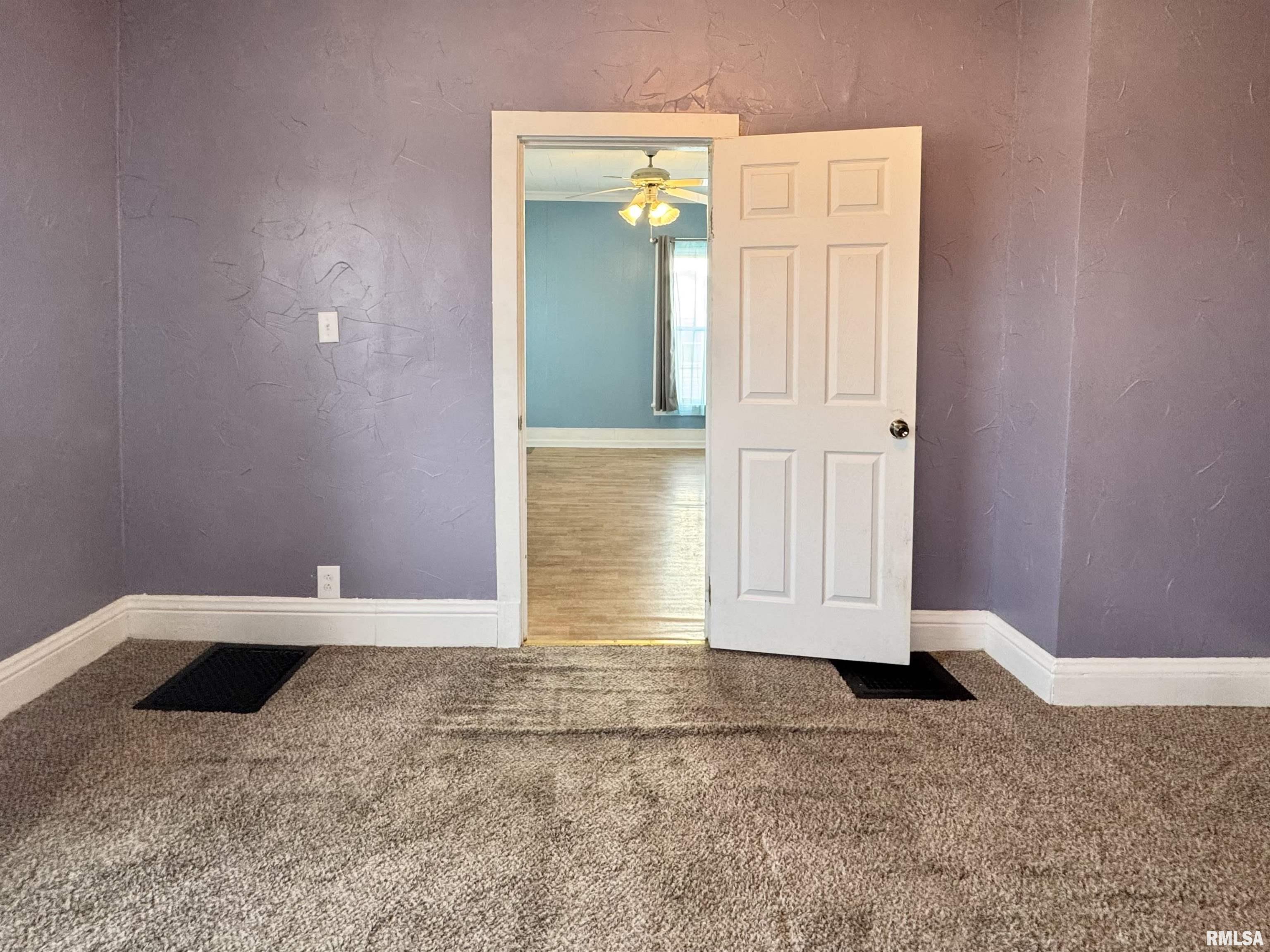 713 4th Avenue South Clinton, IA 52732 - Photo 15 of 21