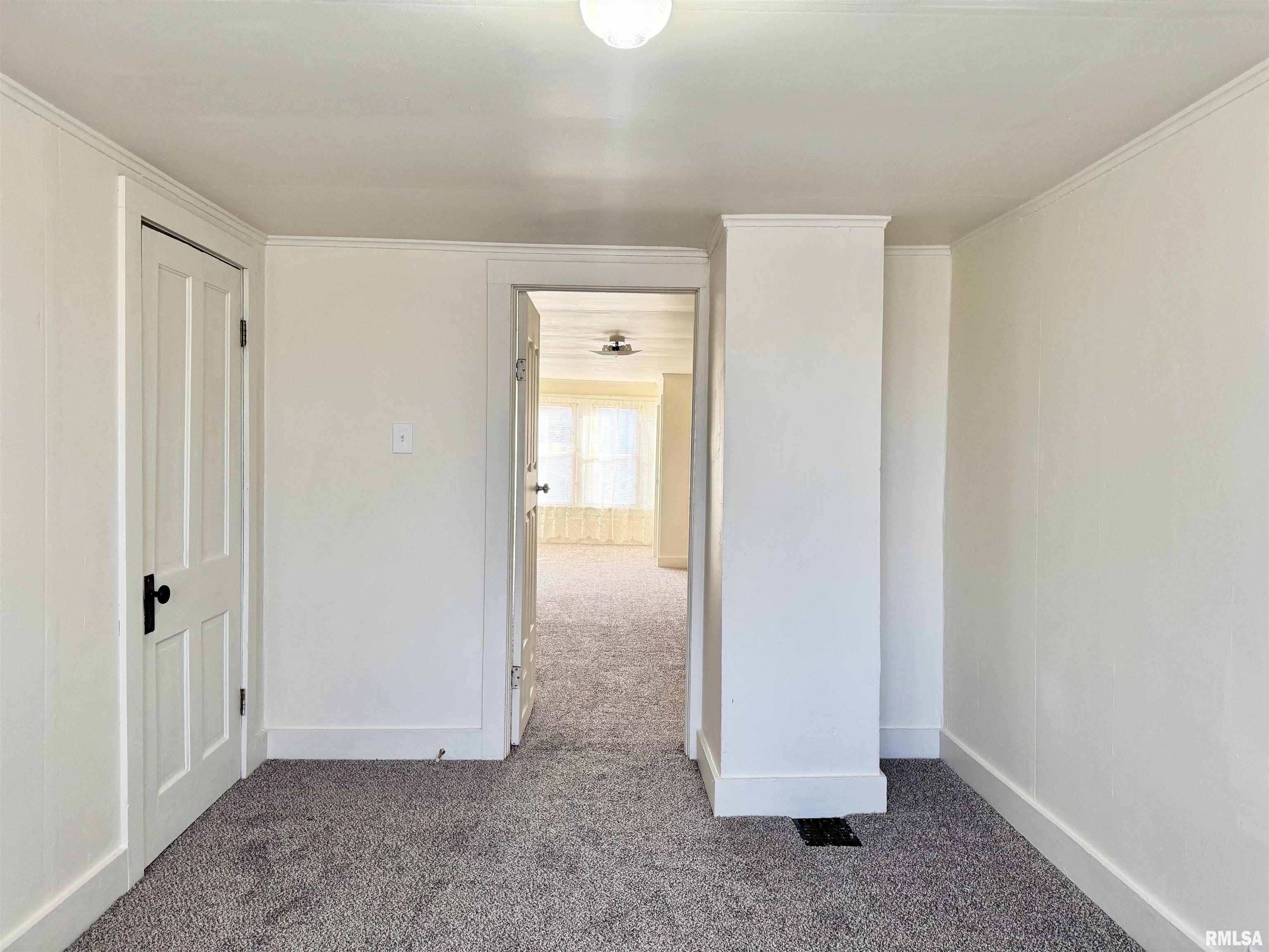 713 4th Avenue South Clinton, IA 52732 - Photo 18 of 21