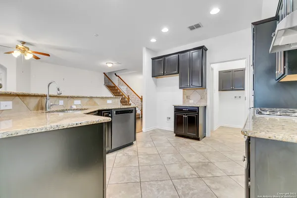 $3,000 | 9926 Jon Boat Way, Boerne, TX 78006