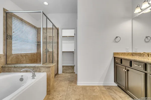$3,000 | 9926 Jon Boat Way, Boerne, TX 78006