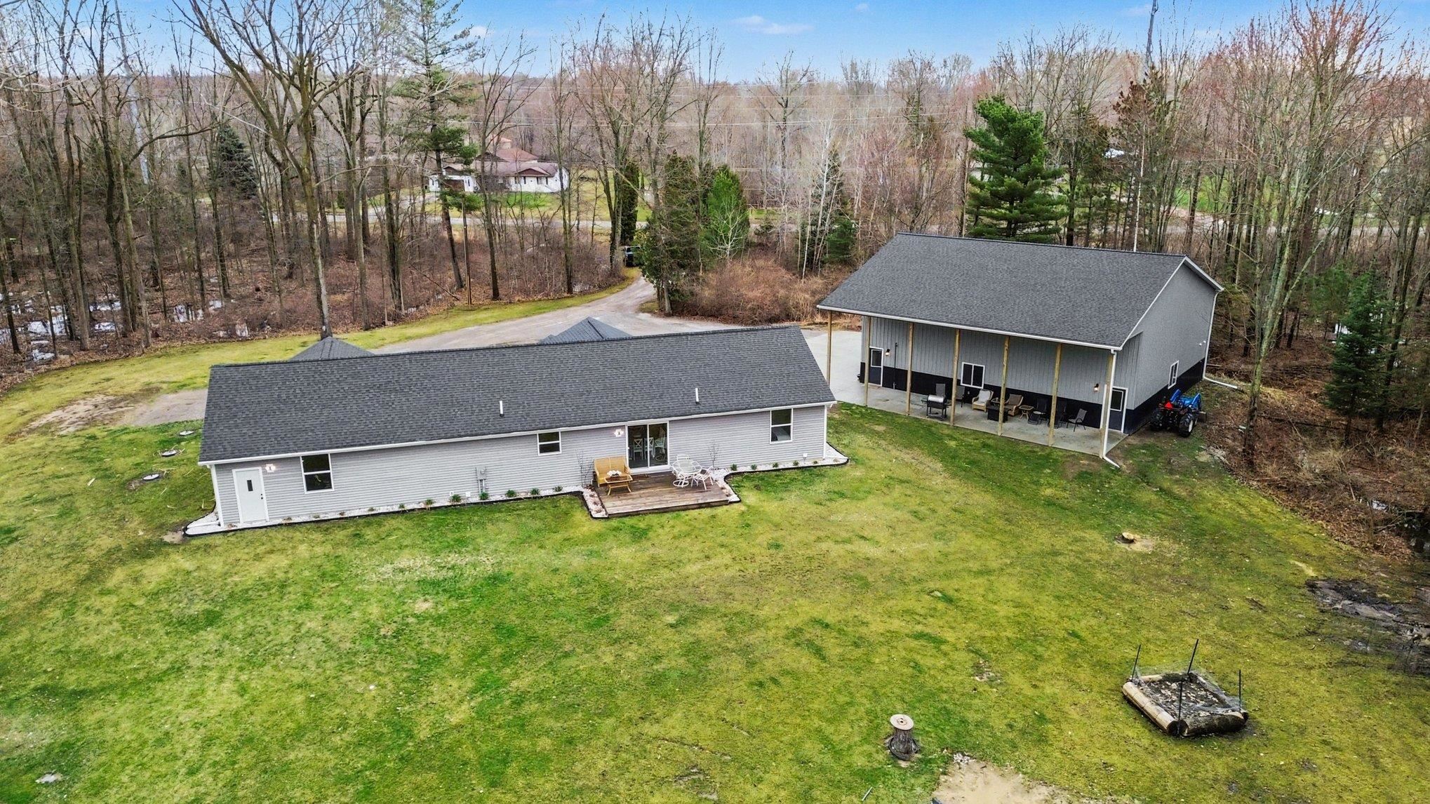 1641 Kaiser Tower Road Pinconning, MI 48650 - Photo 34 of 39