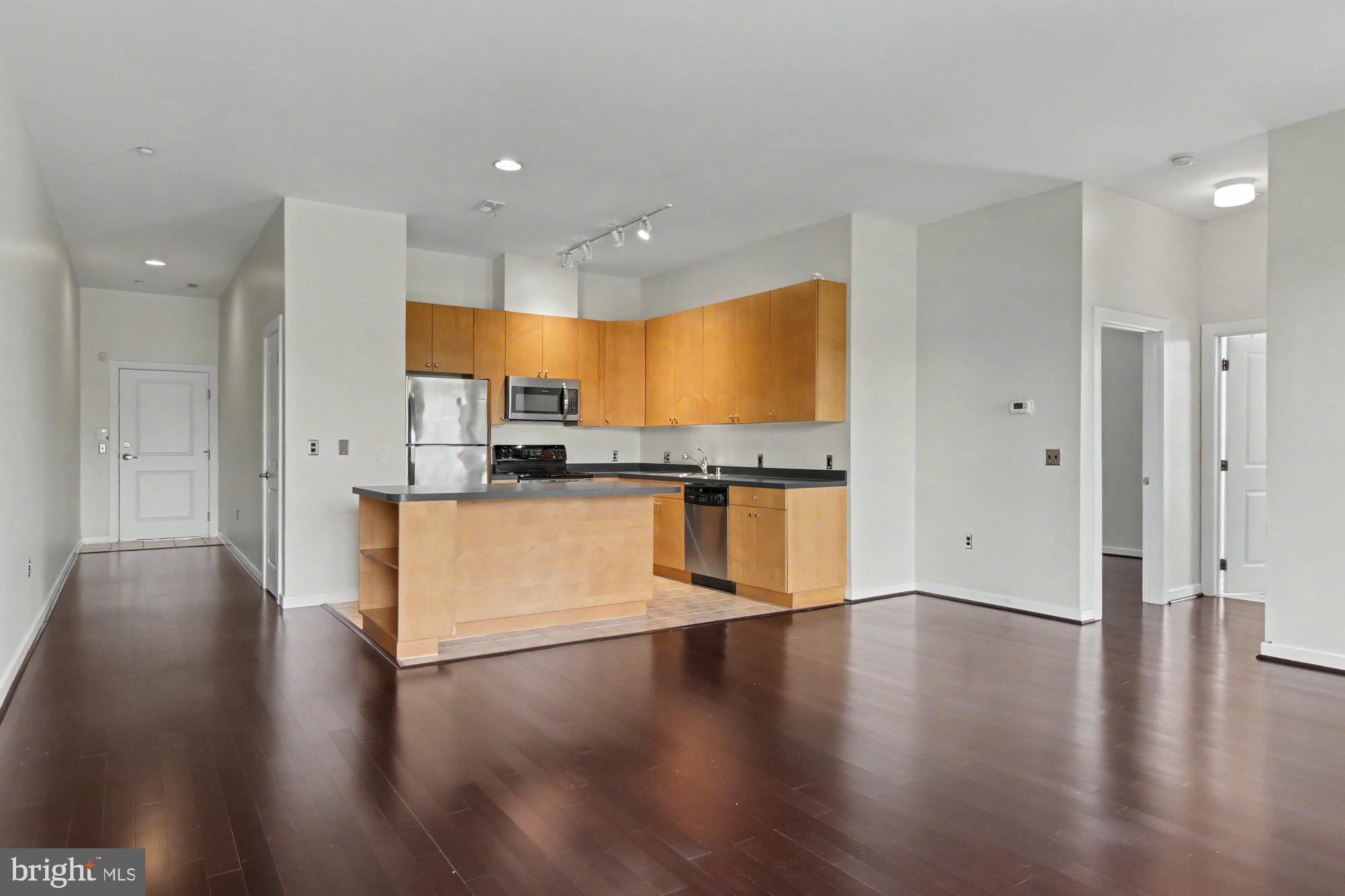2007 Clipper Park Road, Unit 314 Baltimore, MD 21211 - Photo 20 of 41