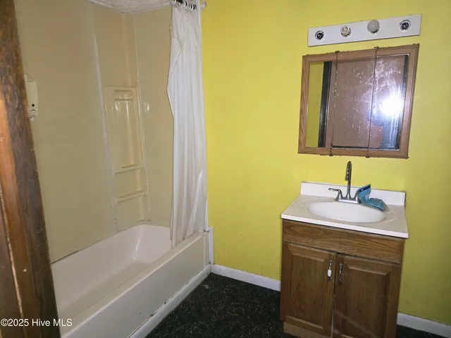 $114,000 | 115 South Franklin Street, Whiteville, NC 28472