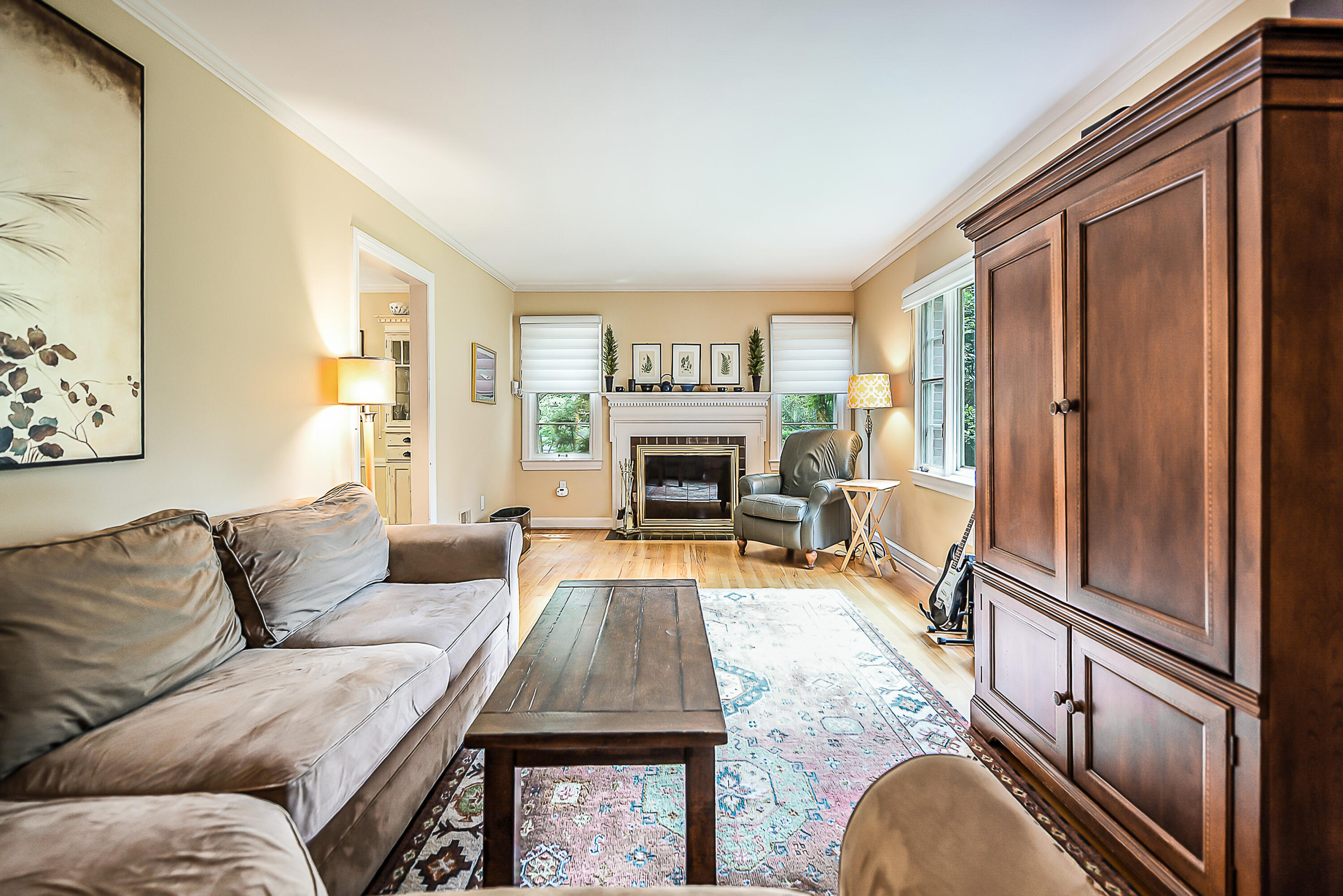 1925 Norway Road Ann Arbor, MI 48104 - Photo 11 of 53 Living room
