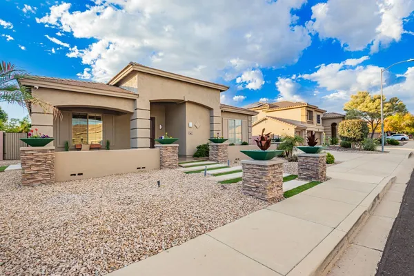 $3,900 | 27414 North 22nd Lane, Phoenix, AZ 85085