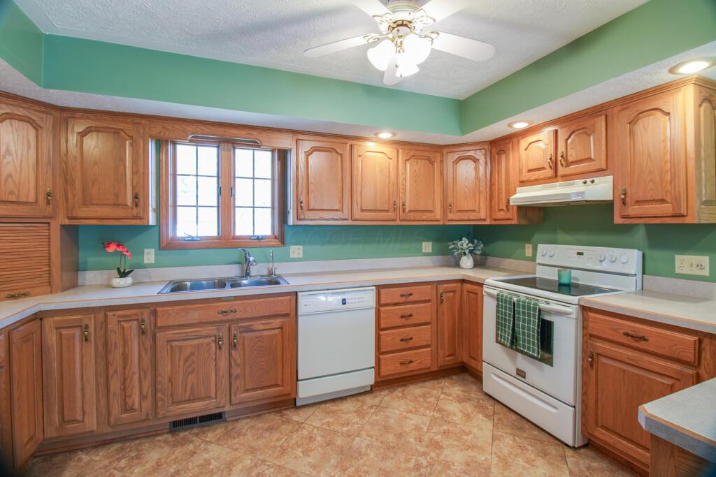 225 Buckeye Road Galion, OH 44833 - Photo 8 of 37 Gallery Image 8