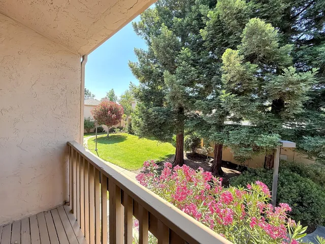$1,050,000 | 125 Connemara Way, Unit 98, Sunnyvale, CA 94087