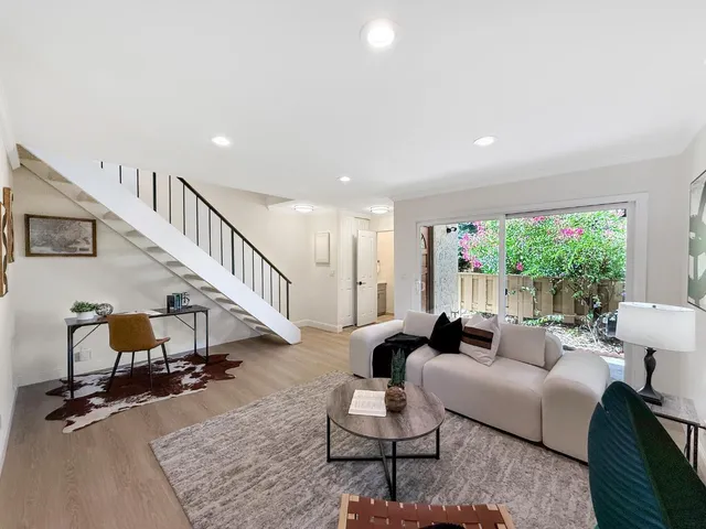 $1,050,000 | 125 Connemara Way, Unit 98, Sunnyvale, CA 94087