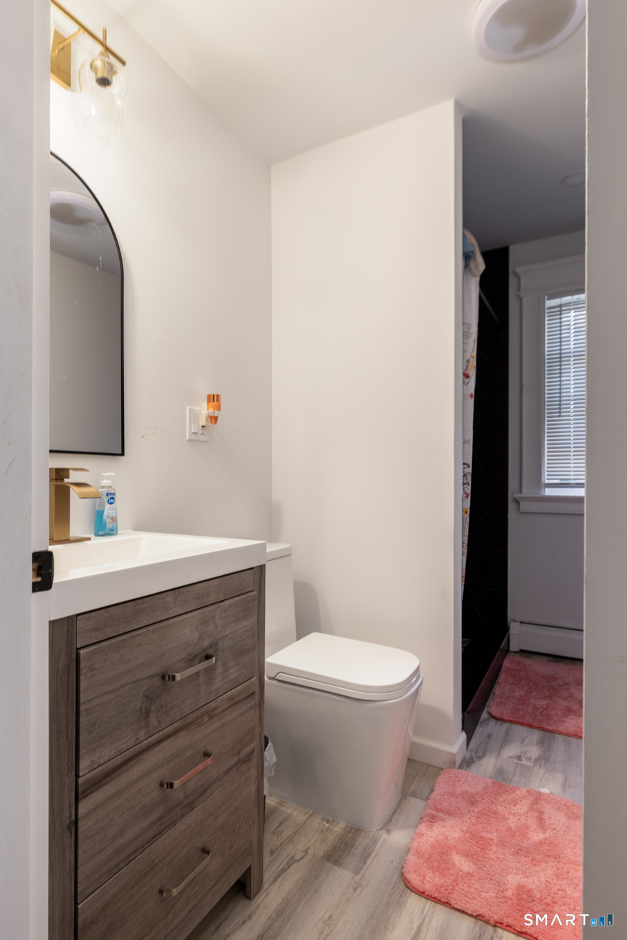 33 Maplewood Street Waterbury, CT 06708 - Photo 9 of 19