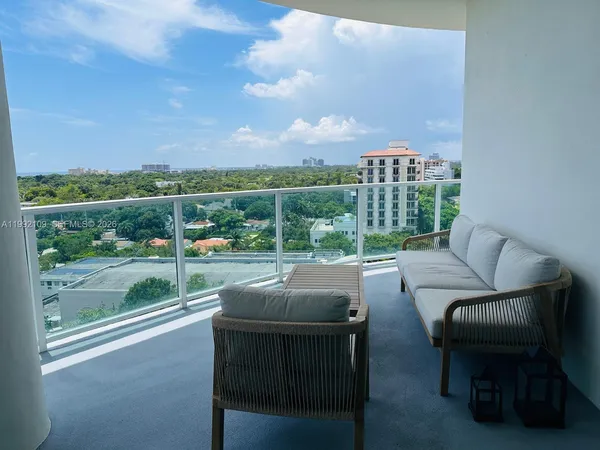 $5,000 | 2525 Southwest 3rd Avenue, Unit 1001, Miami, FL 33129