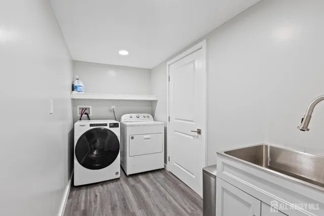 $650,000 | 33 McAuliffe Drive, North Brunswick, NJ 08902