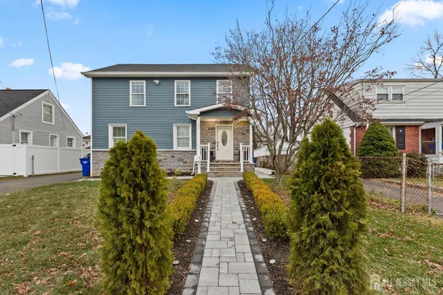 $650,000 | 33 McAuliffe Drive, North Brunswick, NJ 08902
